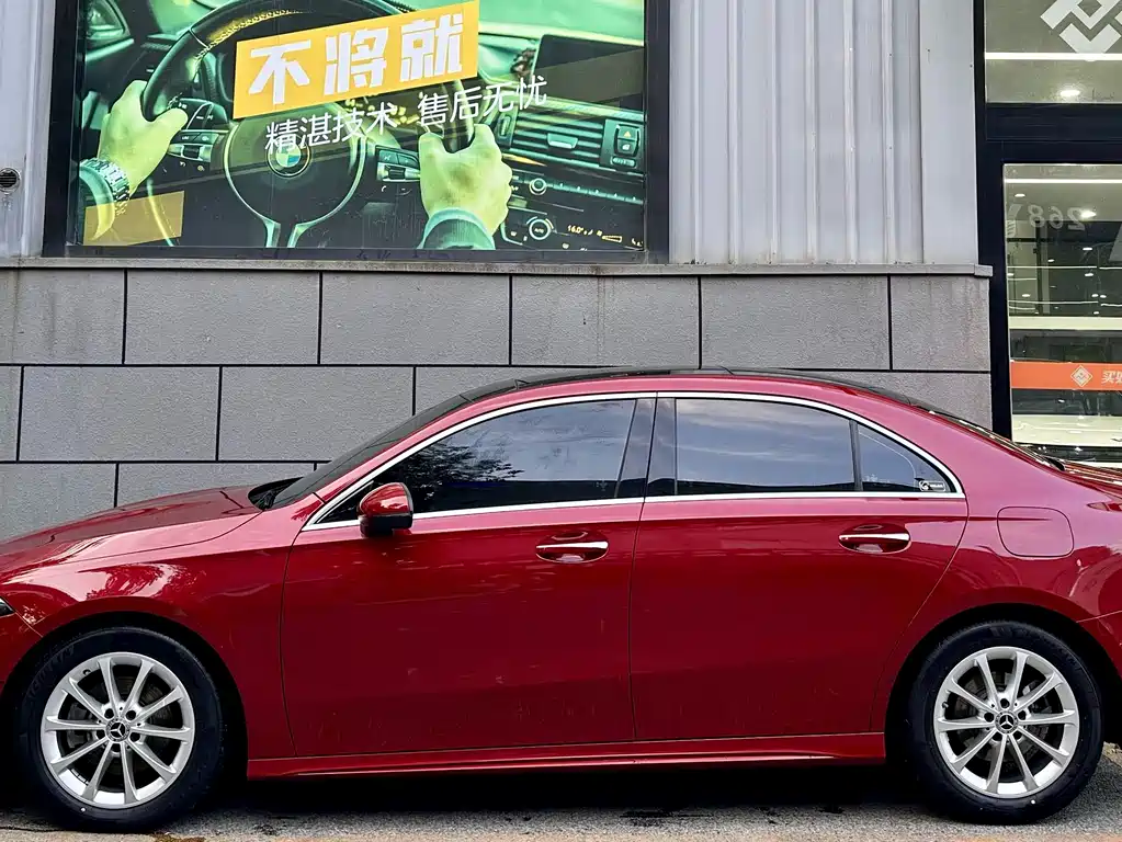 Mercedes-Benz A-Class — миниатюра 3