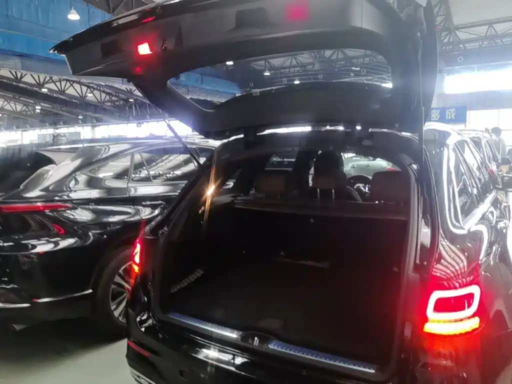 Mercedes-Benz GLC — миниатюра 9