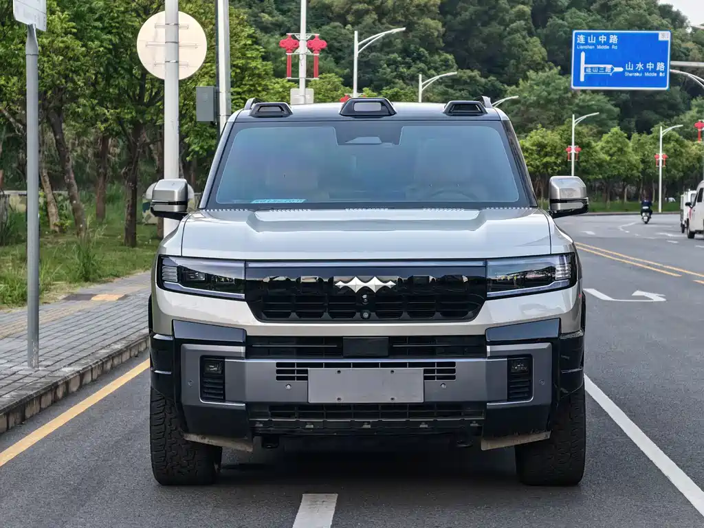 Fang Cheng Bao Leopard 8 — миниатюра 2
