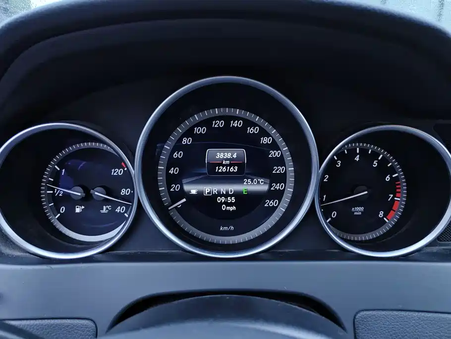Mercedes-Benz C-Class — миниатюра 14