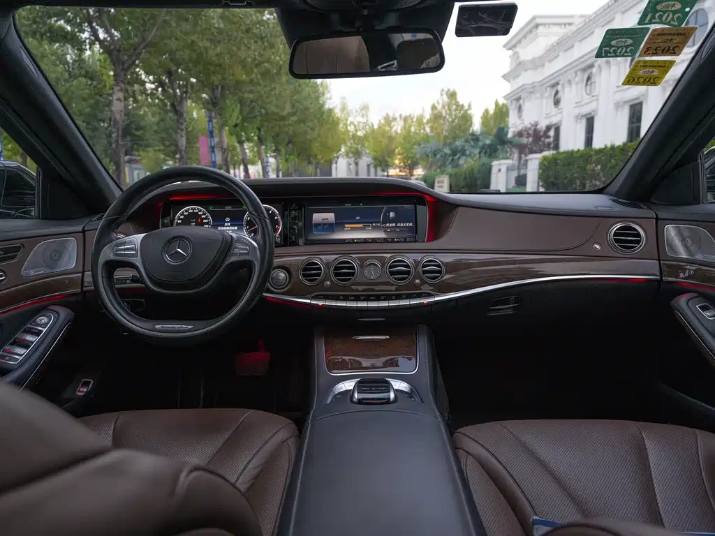 Mercedes-Benz S-Class — миниатюра 10