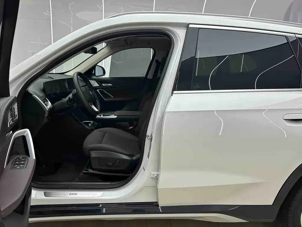 BMW X1 — миниатюра 9