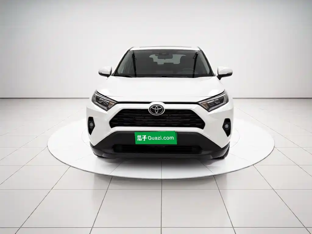 Toyota RAV4 — миниатюра 2