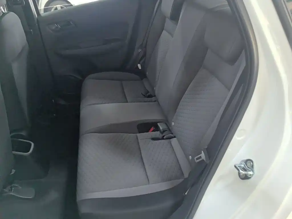 Honda Fit — миниатюра 17