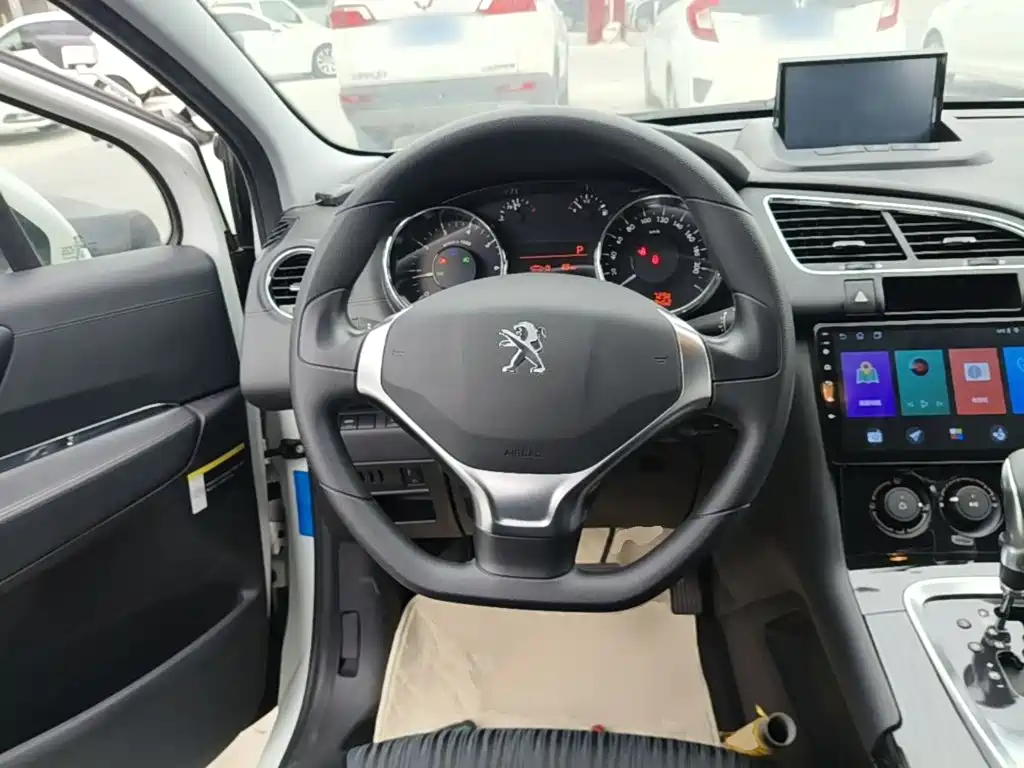 Peugeot 3008 — миниатюра 11