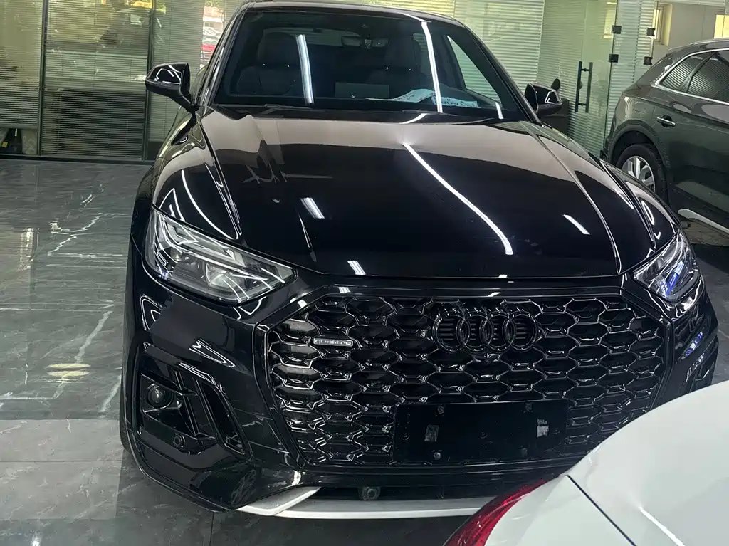 Audi Q5L Sportback — миниатюра 2