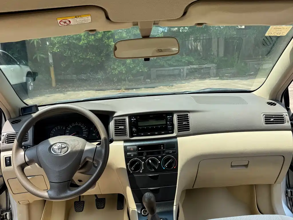 Toyota Corolla — миниатюра 8