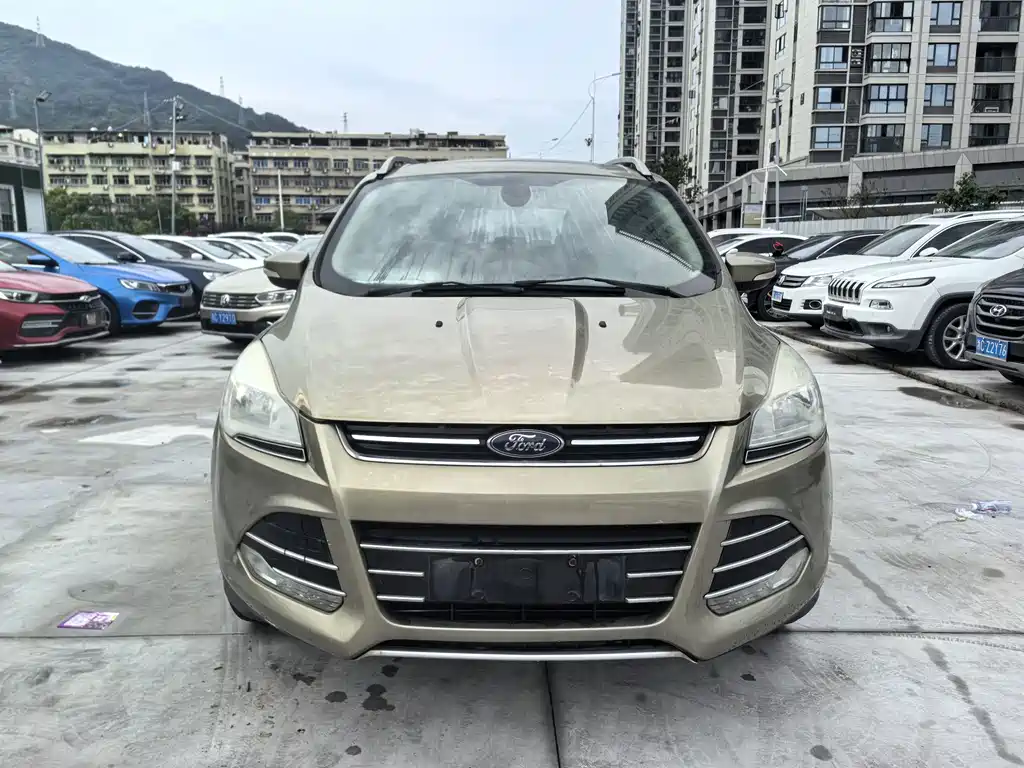 Ford Kuga — миниатюра 5