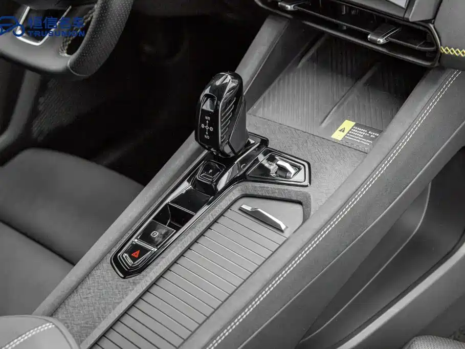 Lynk & Co 03 — миниатюра 19