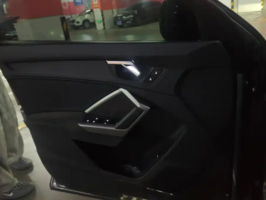 Audi Q3 — миниатюра 7
