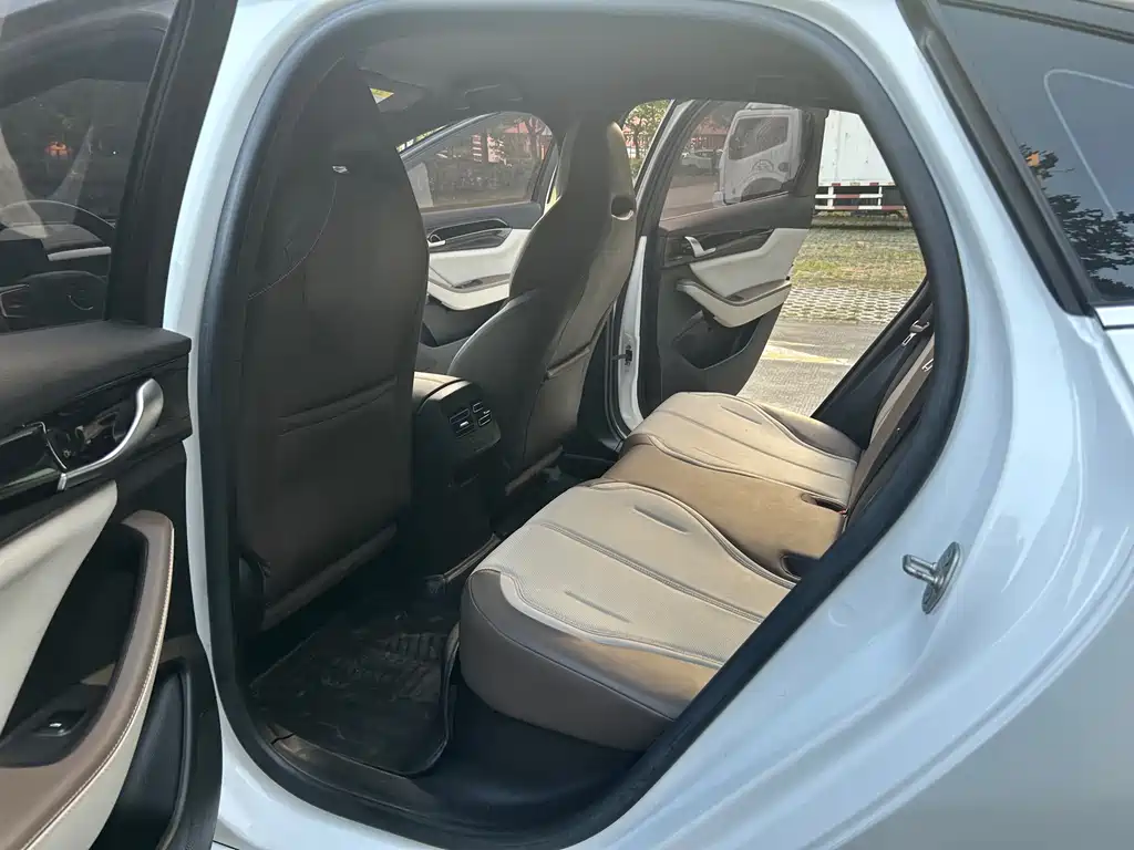 BYD Qin PLUS — миниатюра 8