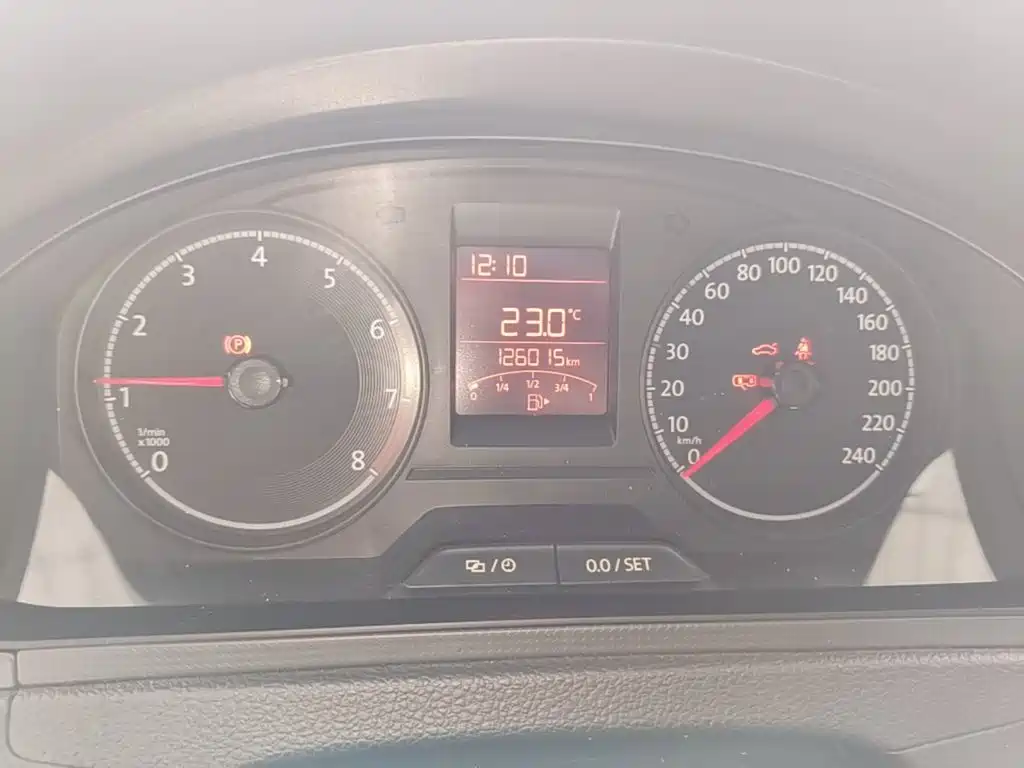 Volkswagen Santana — миниатюра 17