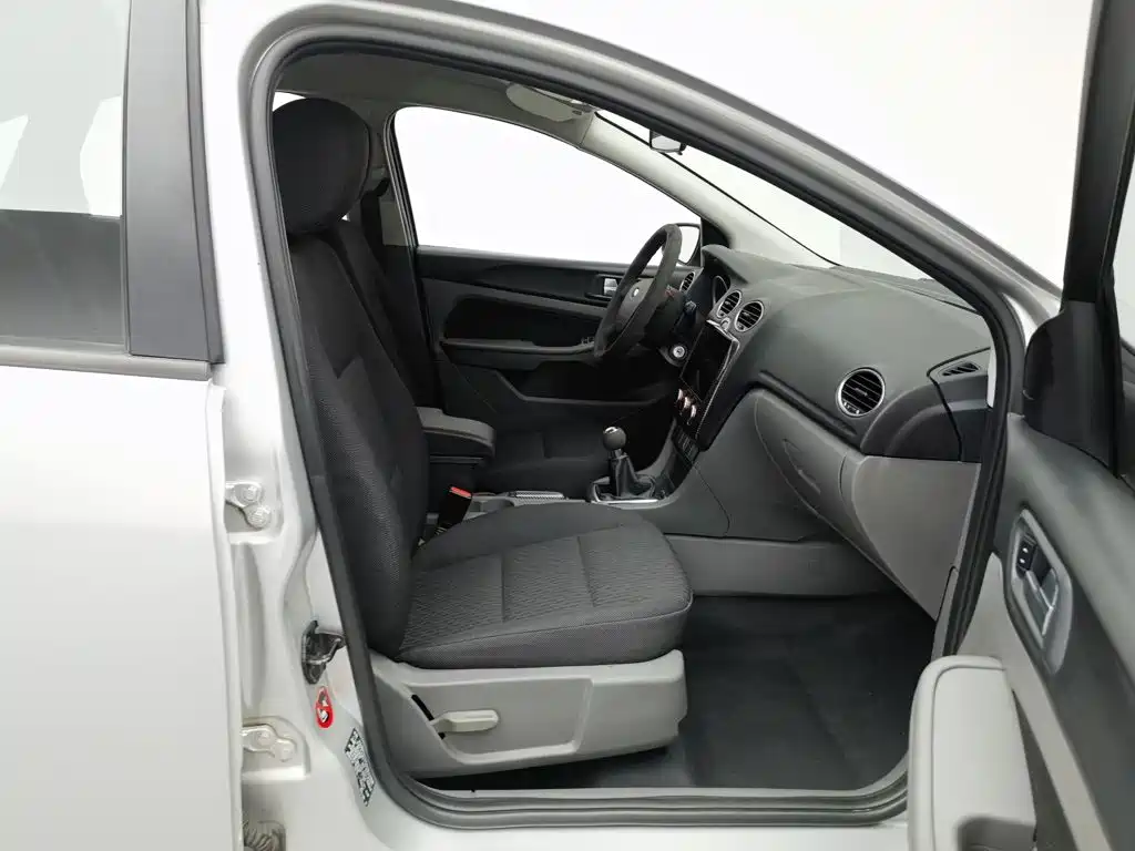 Ford Focus — миниатюра 23