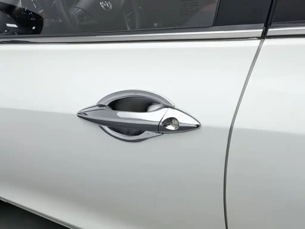 Changan Eado XT — миниатюра 18