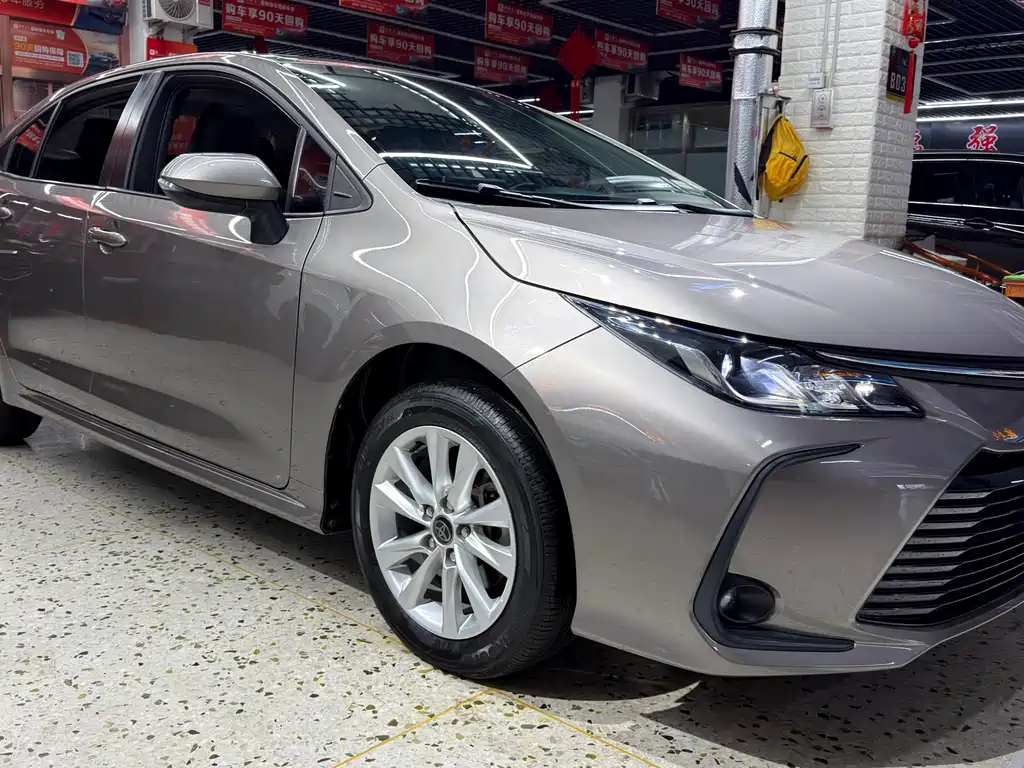 Toyota Corolla — миниатюра 3