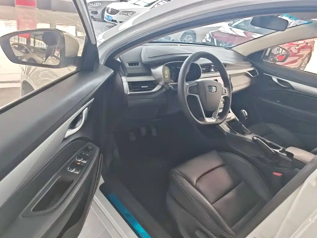 Geely Emgrand — миниатюра 16