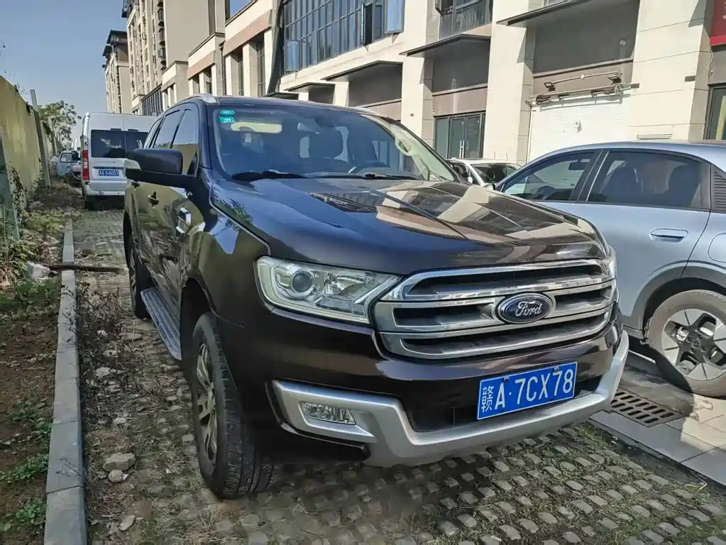 Ford Everest 2016 2.0T AT Luxury