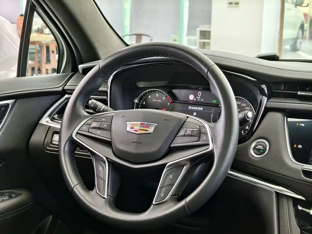 Cadillac XT5 — миниатюра 10