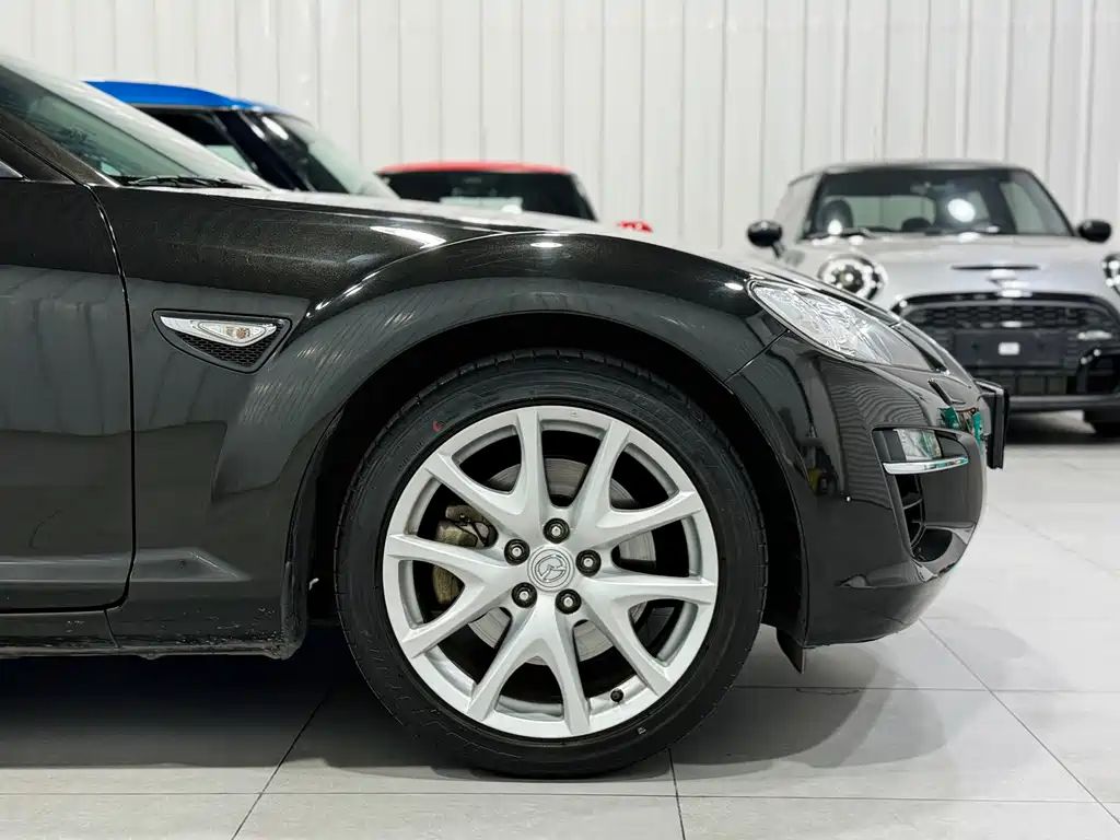 Mazda RX-8 — миниатюра 2