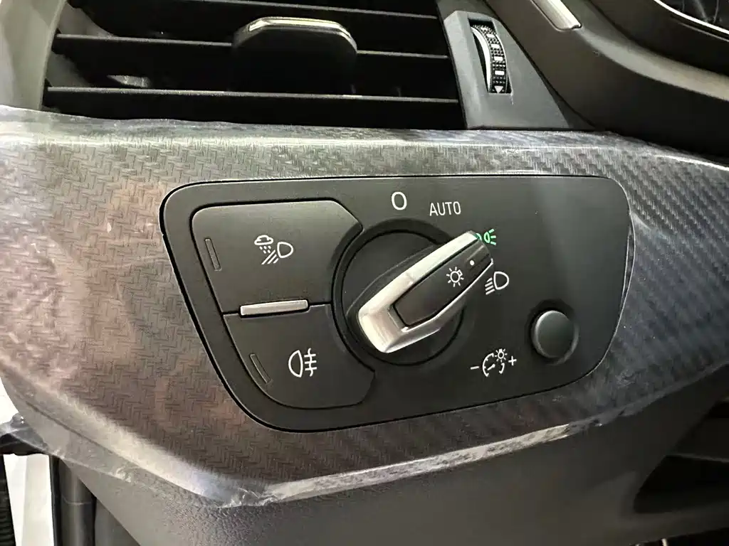 Audi A4L 2026 200 Enjoy 40 TFSI Luxury