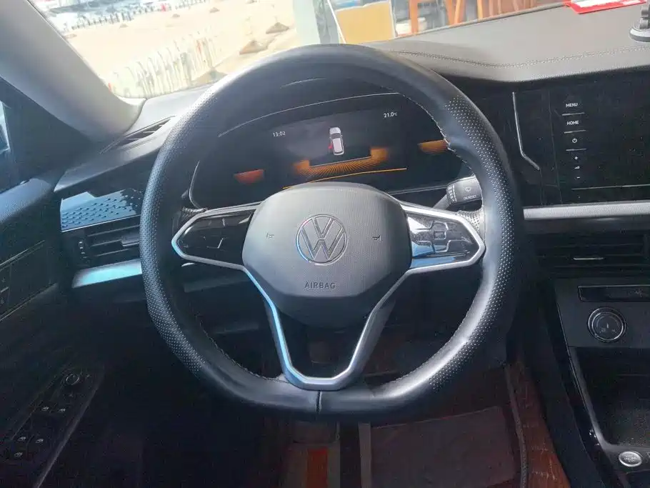 Volkswagen Passat — миниатюра 14