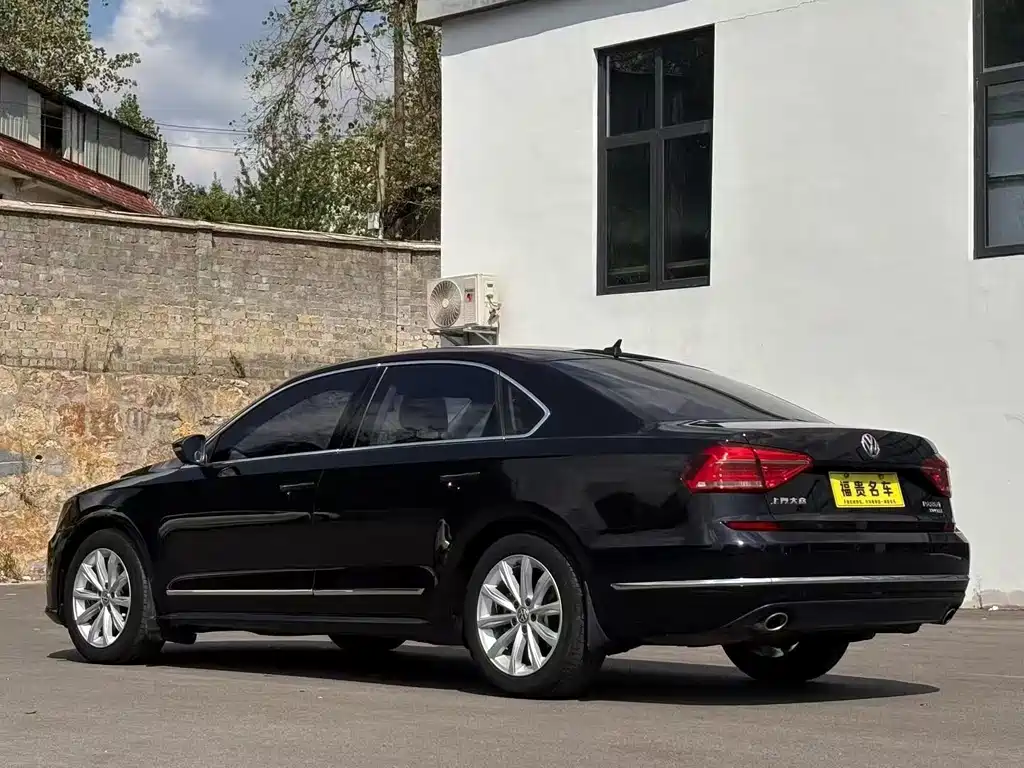 Volkswagen Passat — миниатюра 6