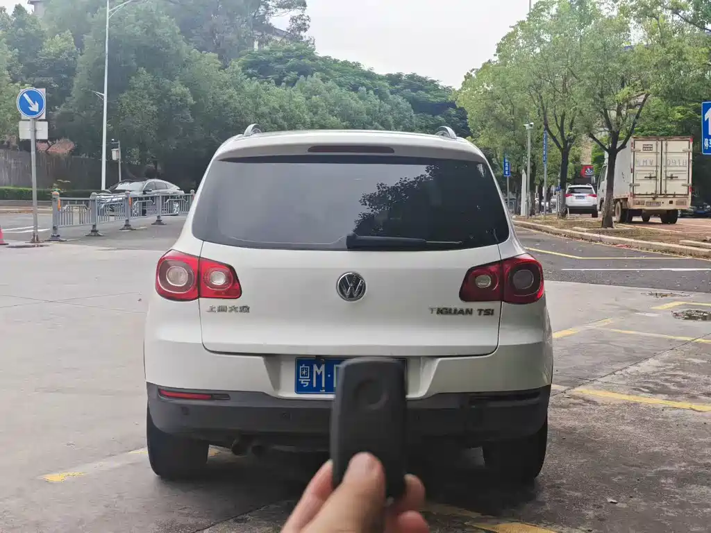 Volkswagen Tiguan — миниатюра 8
