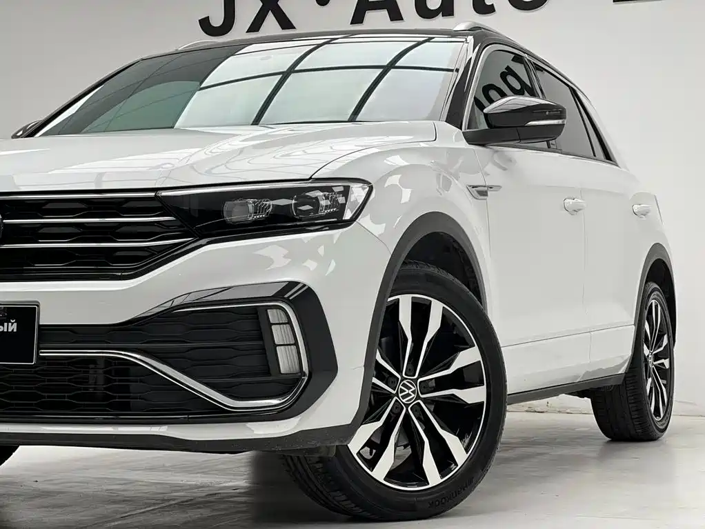 Volkswagen T-Roc — миниатюра 10