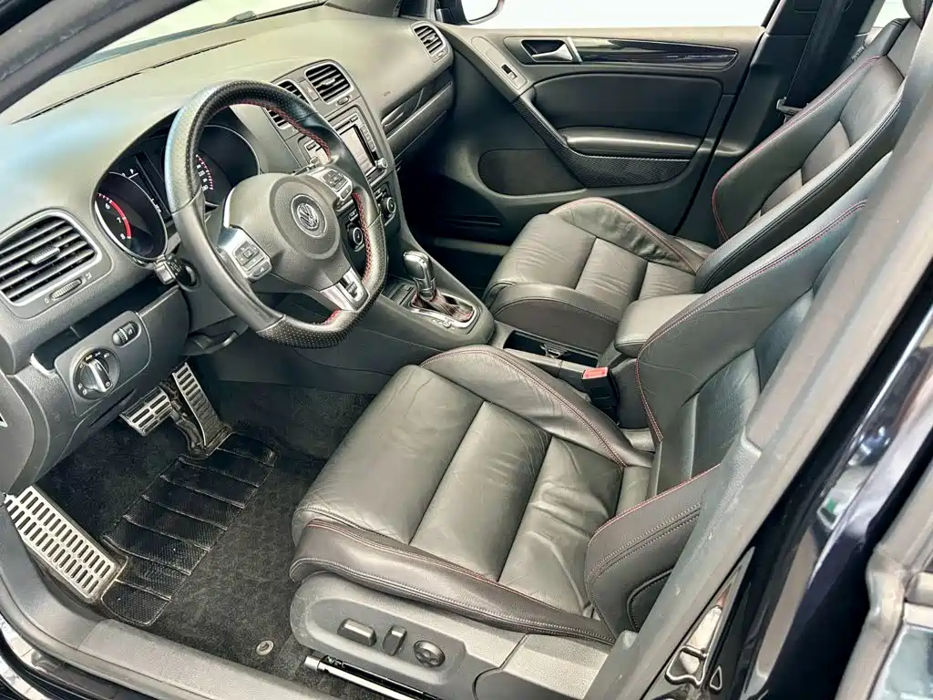 Volkswagen Golf GTI — миниатюра 6