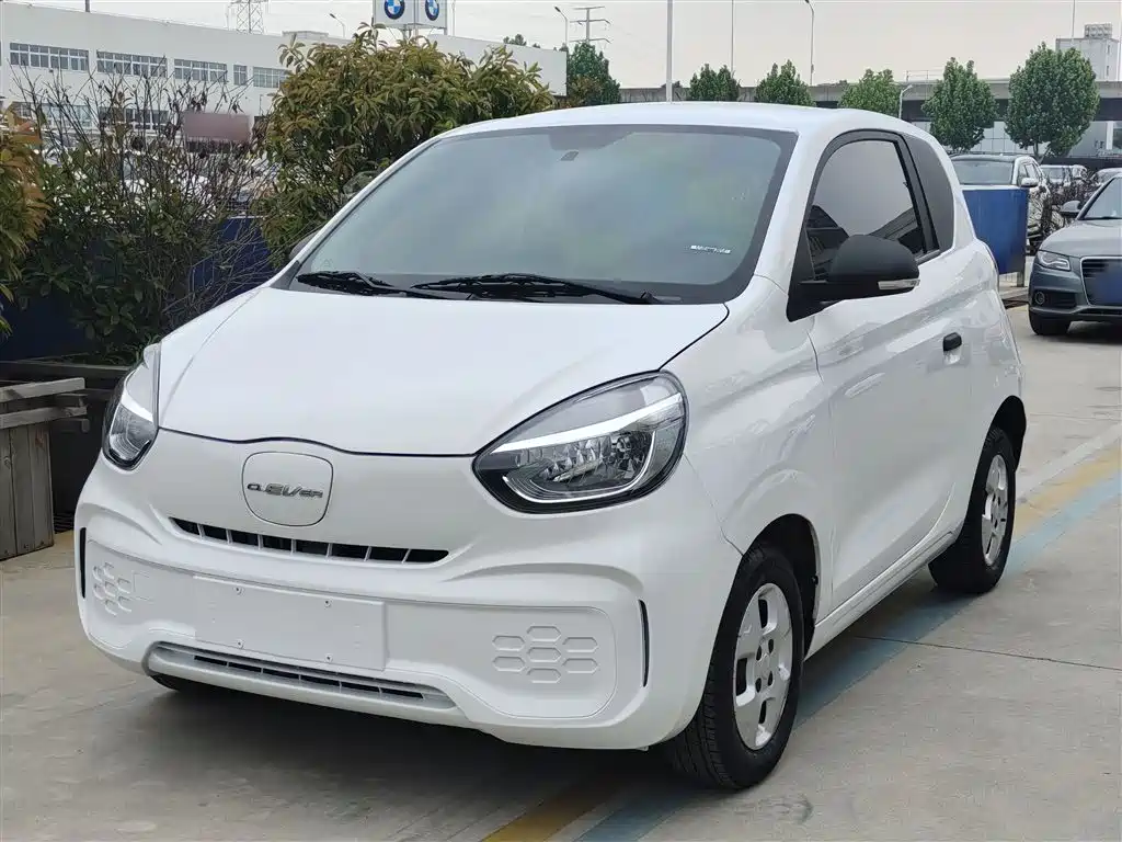 Roewe Clever 2022