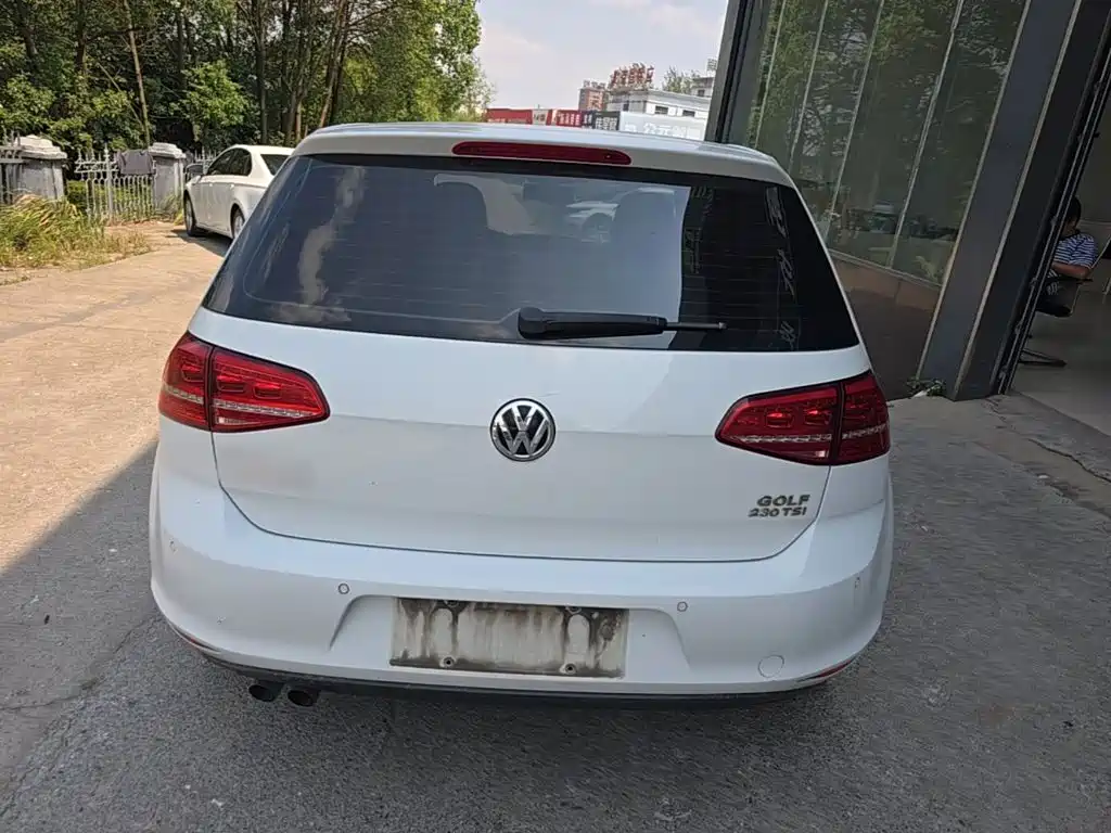 Volkswagen Golf — миниатюра 6