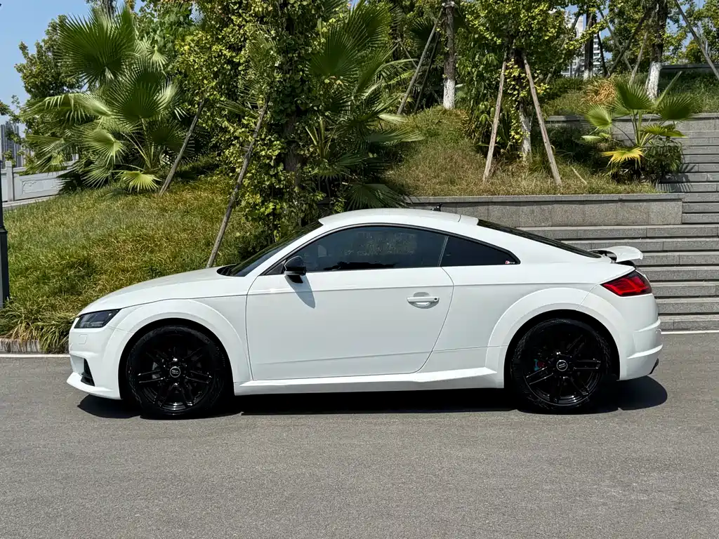 Audi TT — миниатюра 3
