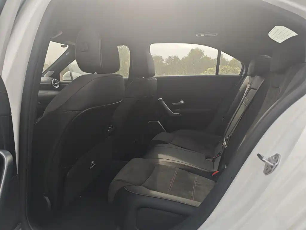 MERCEDES-BENZ A CLASS