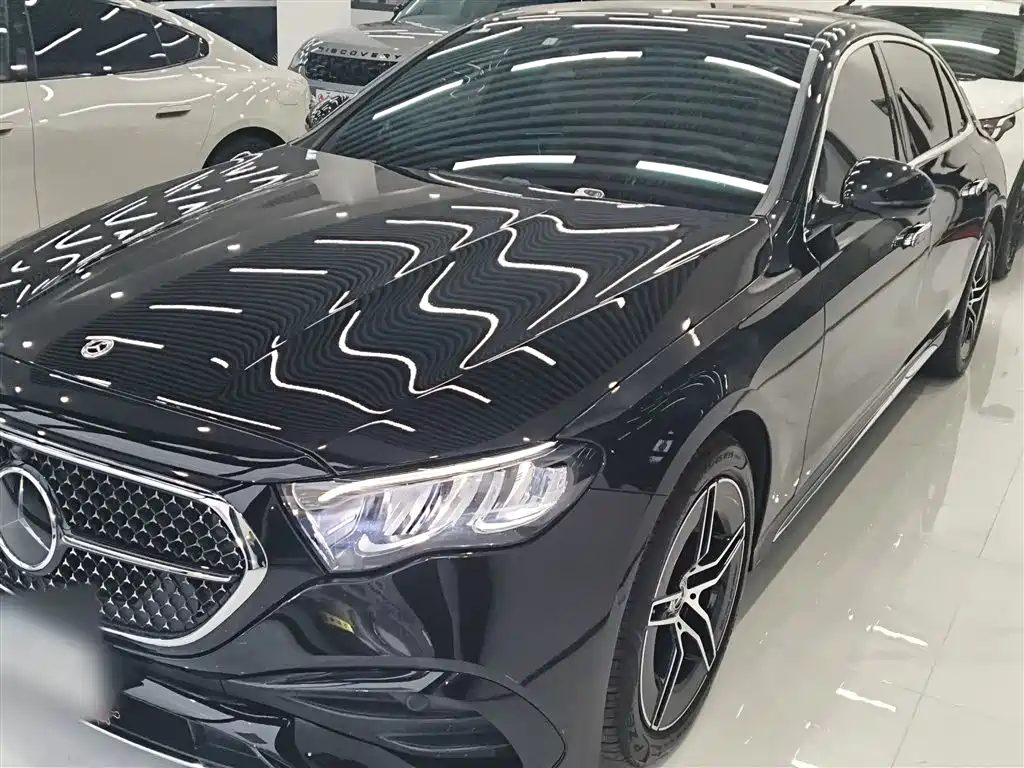 Mercedes-Benz E-Class 2024