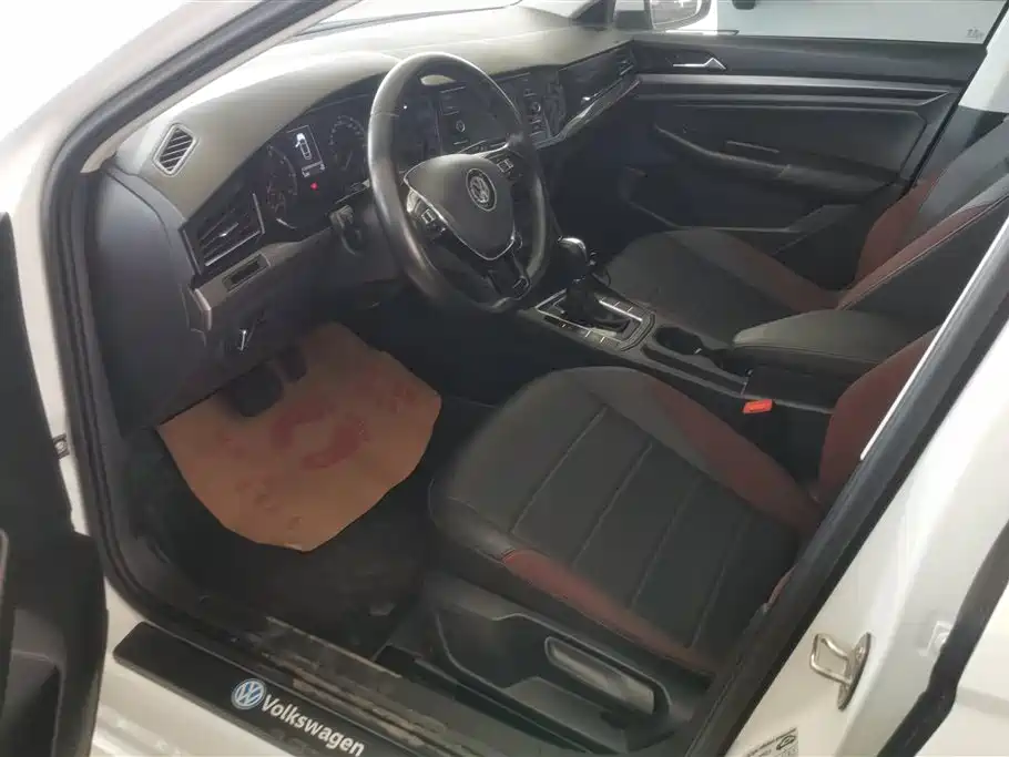 Volkswagen Bora 2020 1.5L AT Comfort
