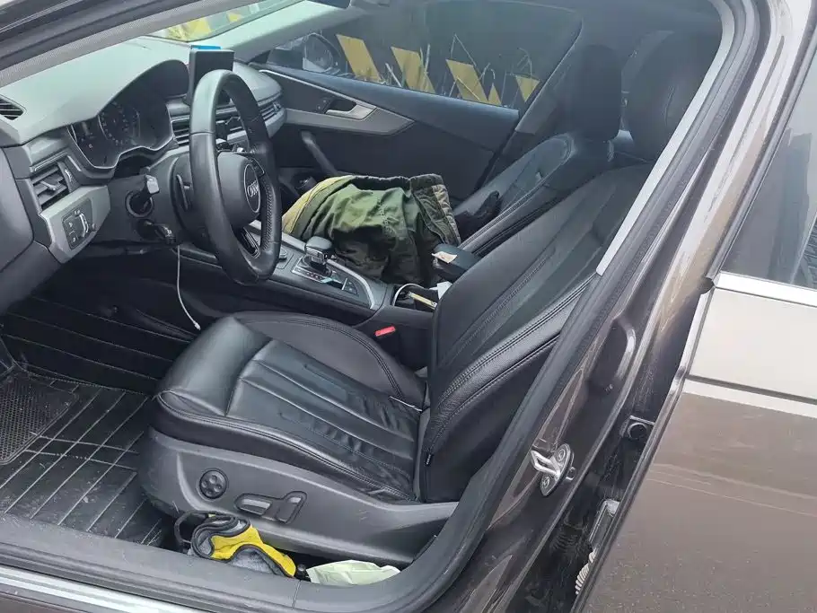 Audi A4L — миниатюра 9