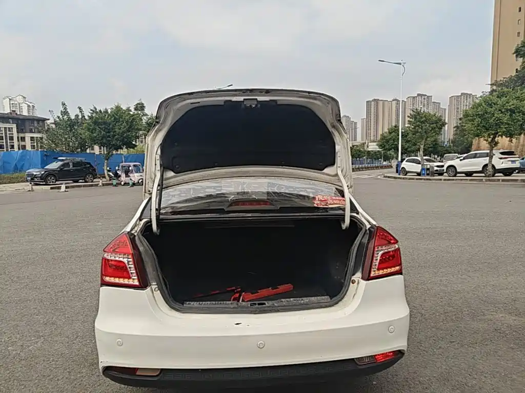 Geely King Kong — миниатюра 19