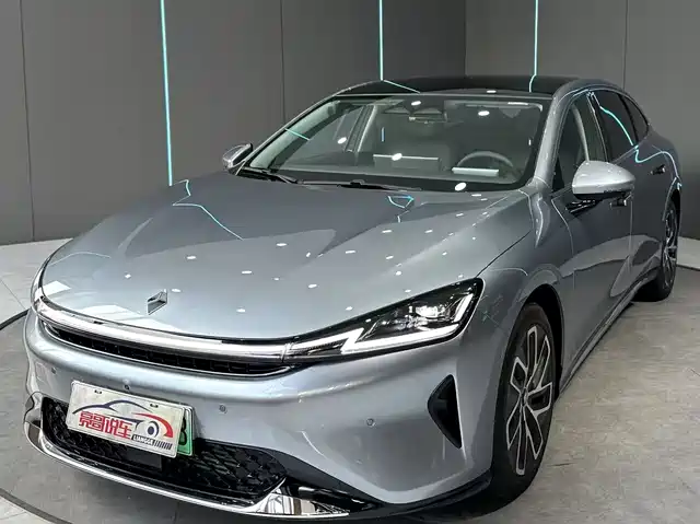 BAOJUN  XIANGJING 2025