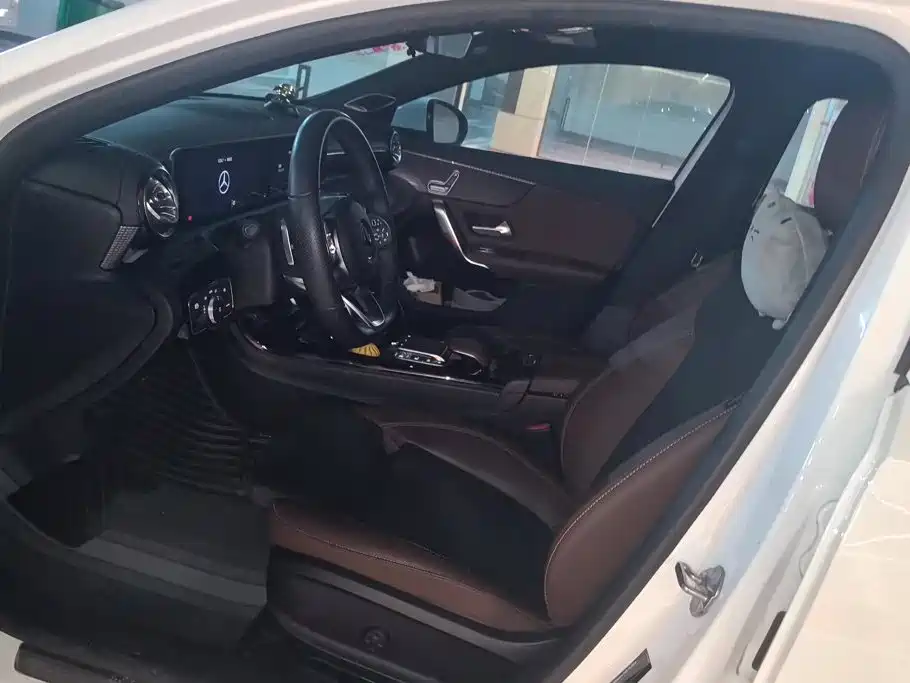 Mercedes-Benz A-Class — миниатюра 9