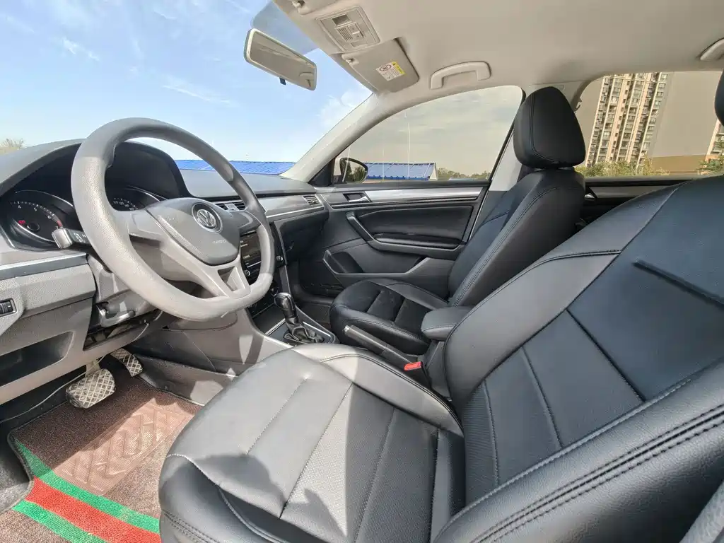 Volkswagen Bora — миниатюра 4