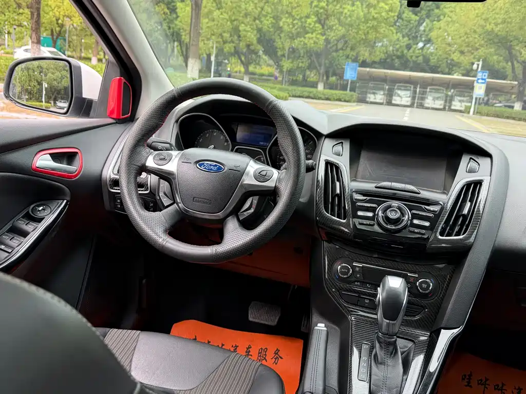 Ford Focus — миниатюра 13