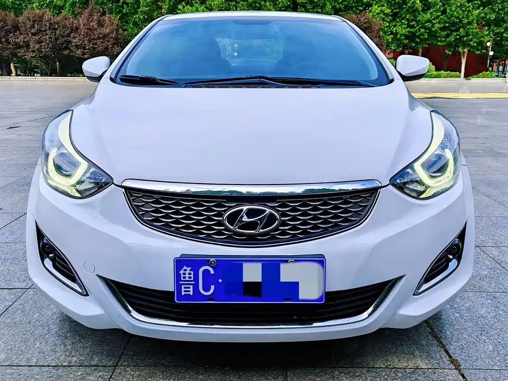 Hyundai Elantra Langdong — миниатюра 2