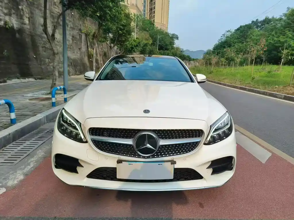 Mercedes-Benz C-Class — миниатюра 2