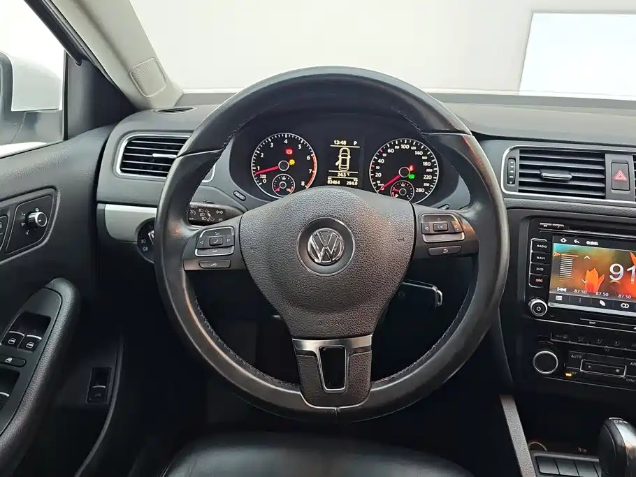 Volkswagen Sagitar — миниатюра 15