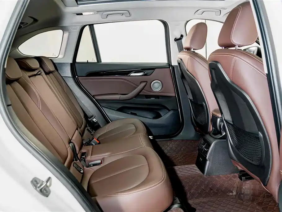 BMW X1 — миниатюра 20