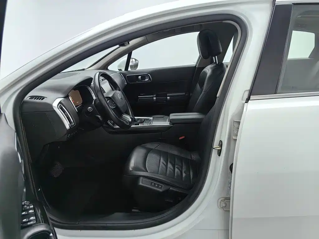 Citroen C6 — миниатюра 10