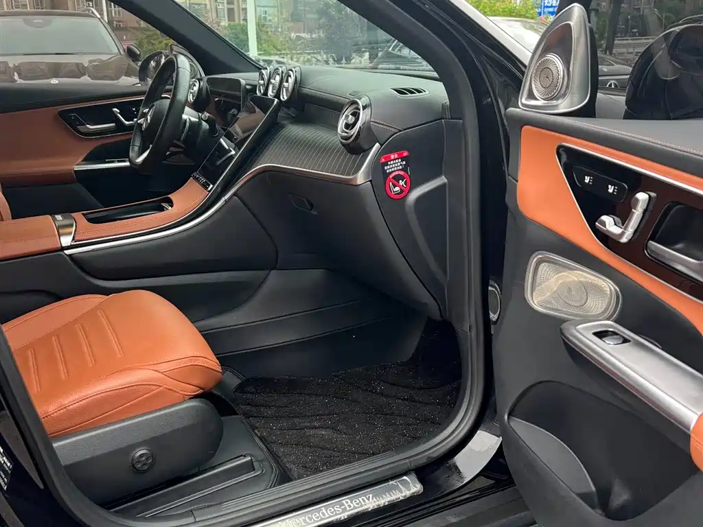 Mercedes-Benz GLC — миниатюра 11