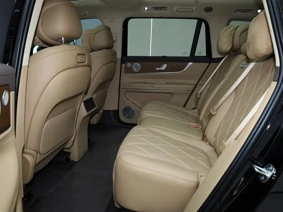 AITO ASK THE WORLD M9