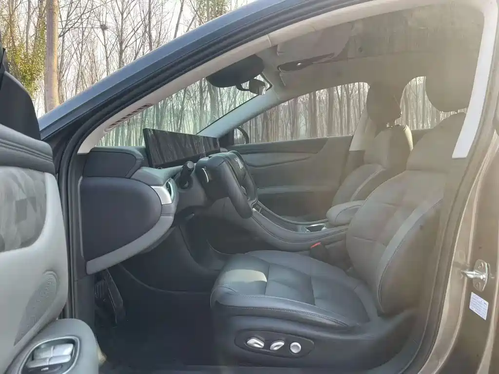 ZHIJI AUTOMOBILE ZHIJI L6