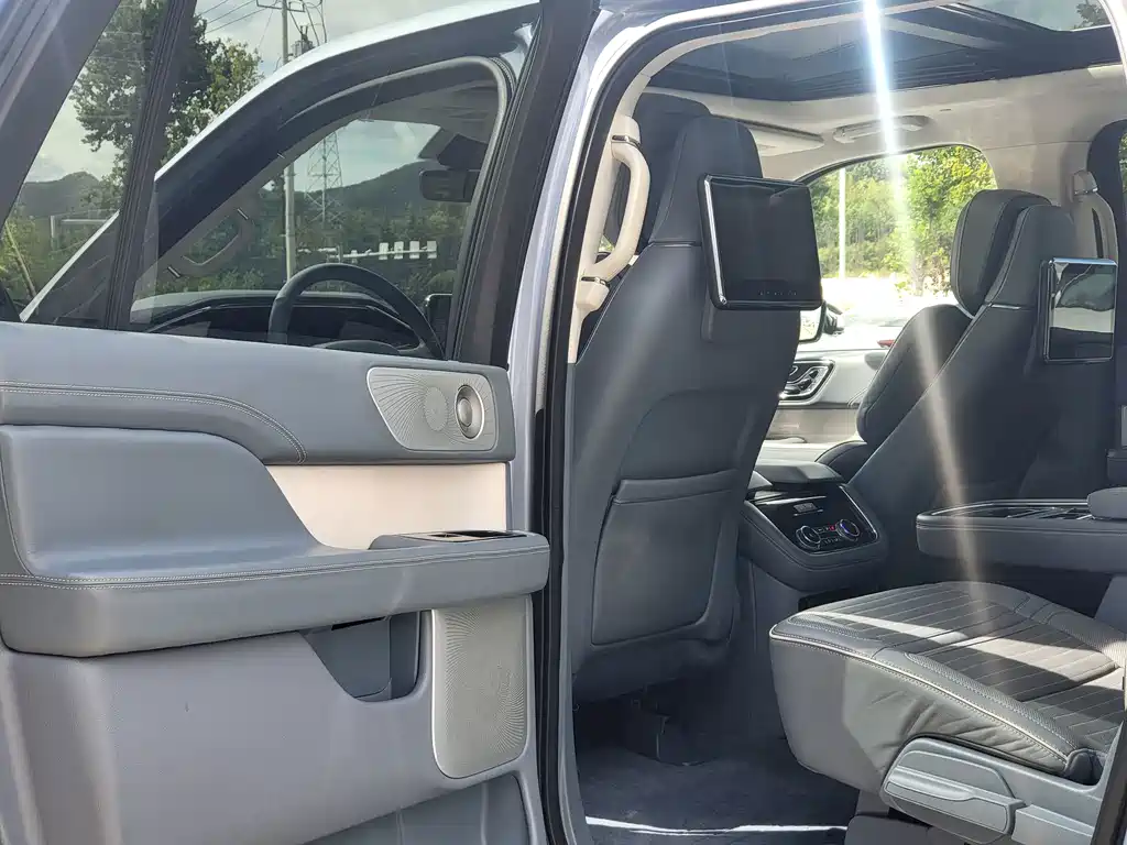 Lincoln Navigator 2020 3.5T